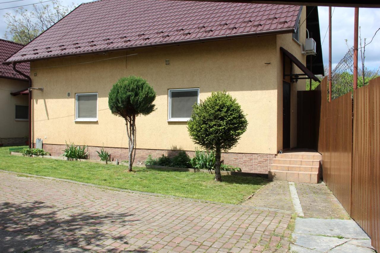 Роман Berehowo Zewnętrze zdjęcie